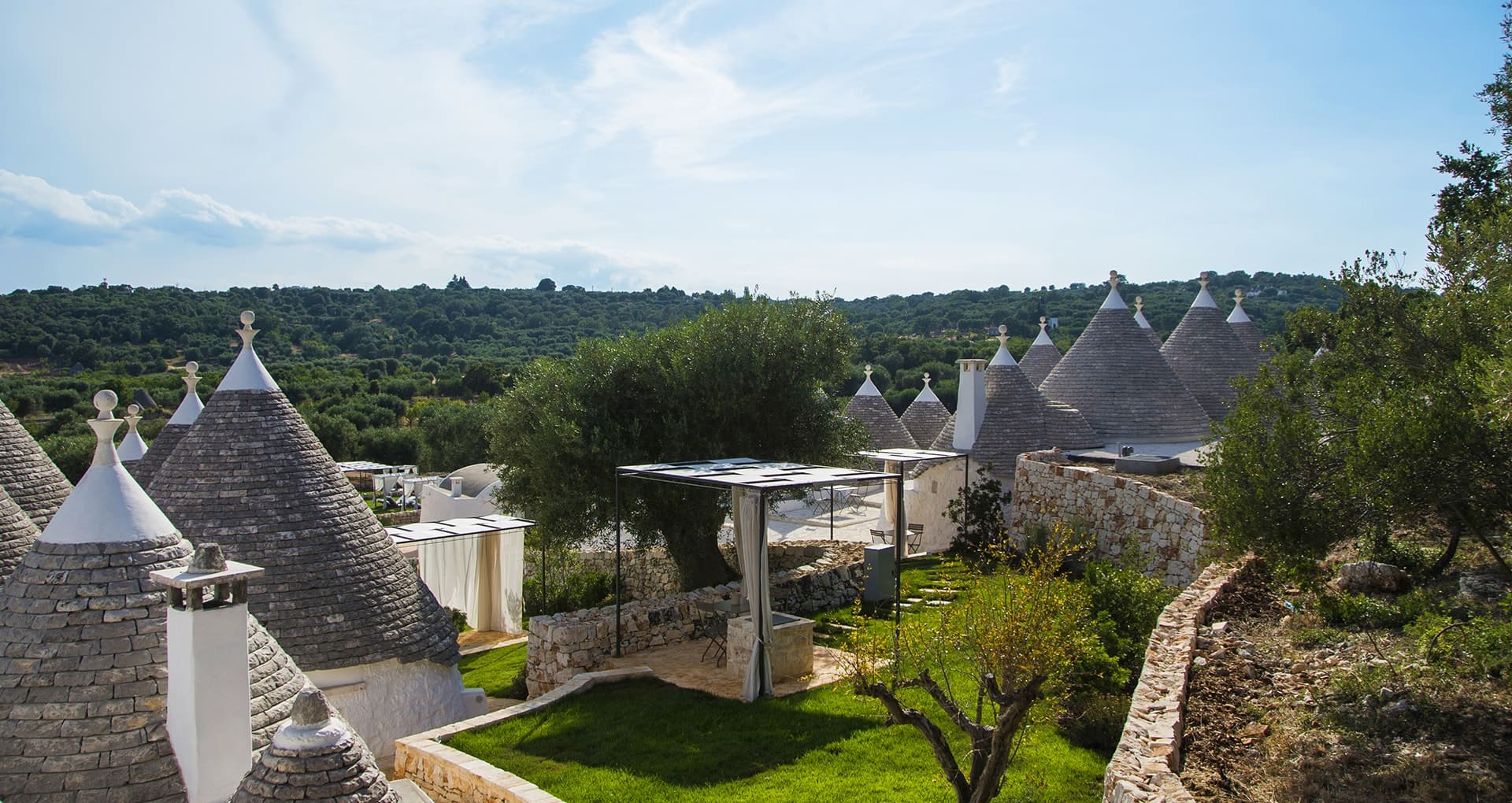 Borgo Canonica: trulli di charme nella Valle d'Itria